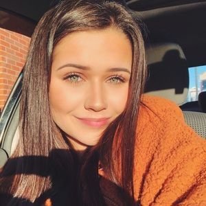 Meet your Posher, Darci